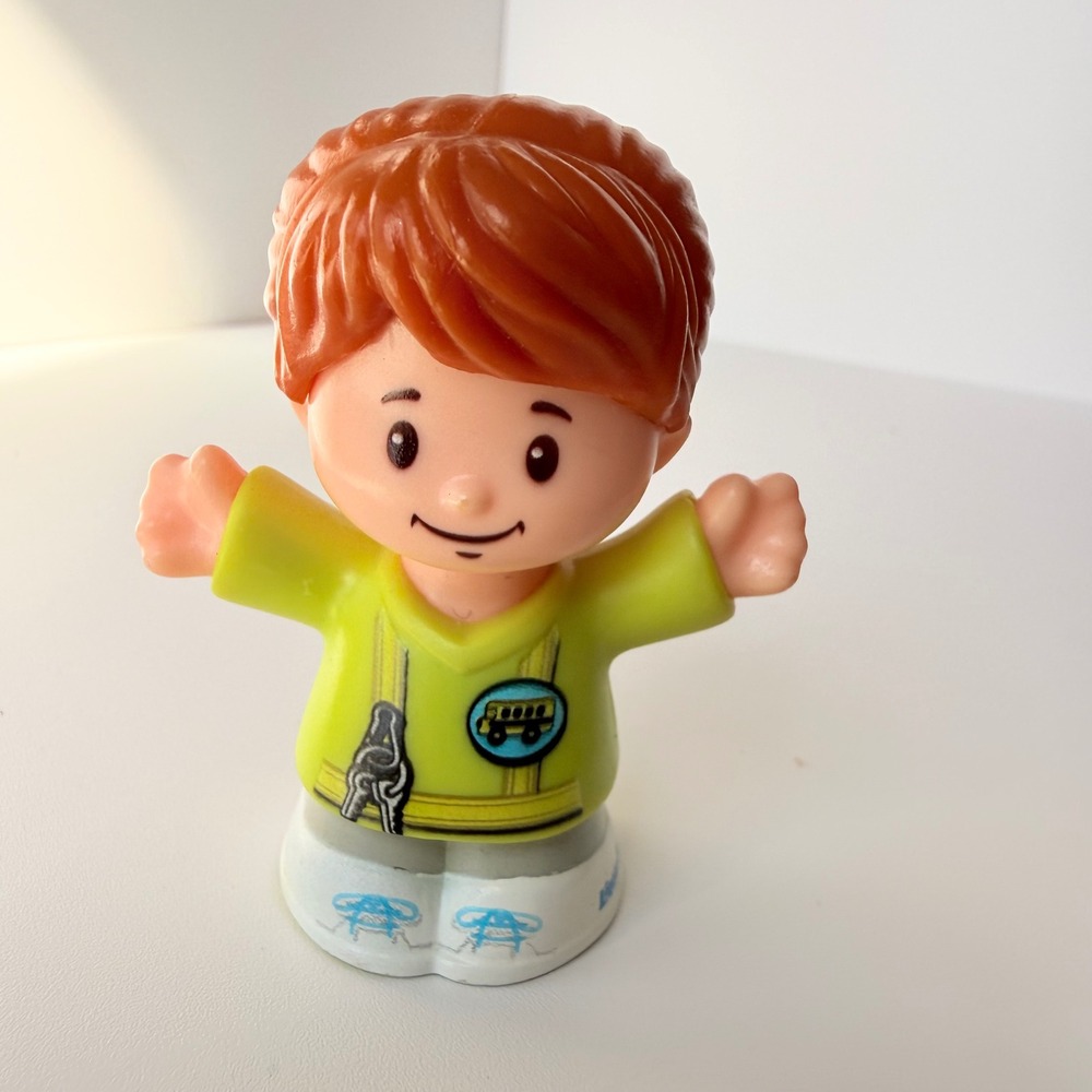 Fisher-Price Little People Emily Red Hair‎ Green School Bus Shirt Figure DJB52